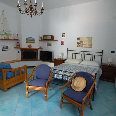 Ponza Holiday Homes - Santa Maria Екстер'єр фото