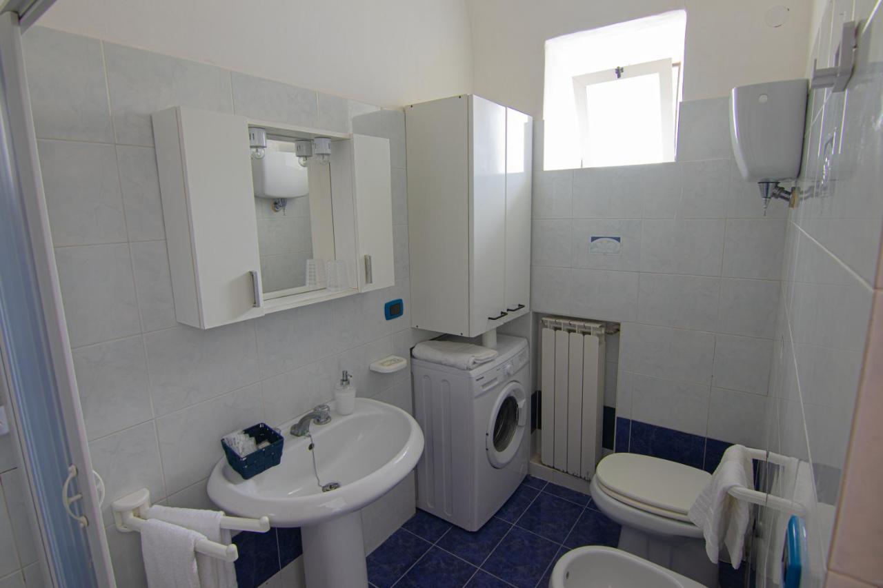 Ponza Holiday Homes - Santa Maria Екстер'єр фото